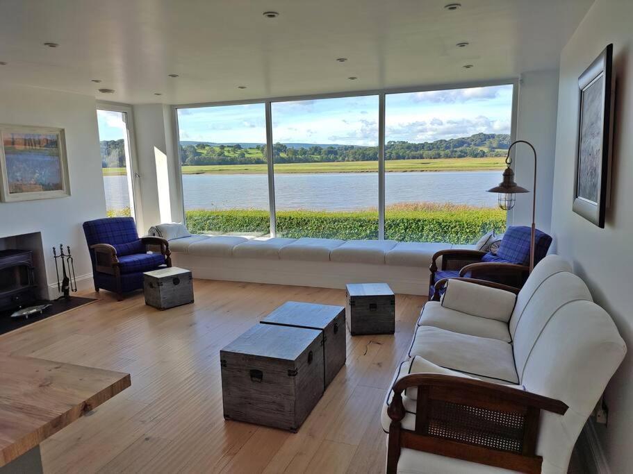 Shorepark - Waterfront Cottage With Stunning Views Dumfries Exterior photo