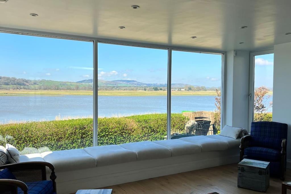 Shorepark - Waterfront Cottage With Stunning Views Dumfries Exterior photo